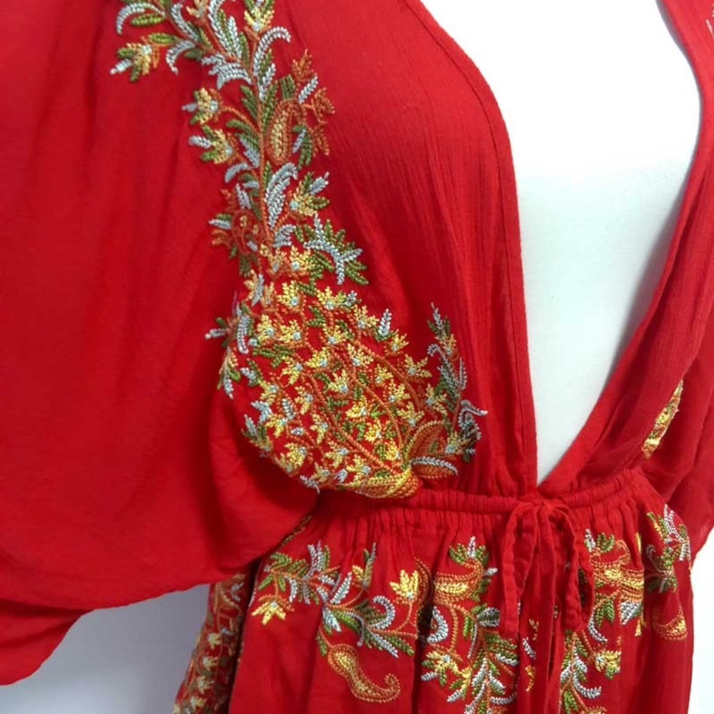 Boho plunging neck tassel embroidered floral dress - Picture 8 of 8